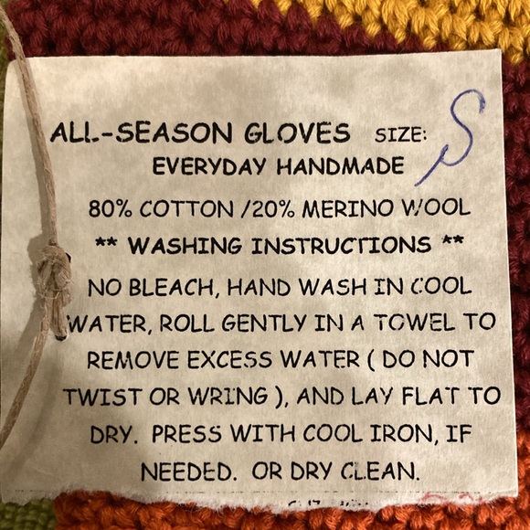 NWT multicolored all season gloves, size small - Picture 2 of 5